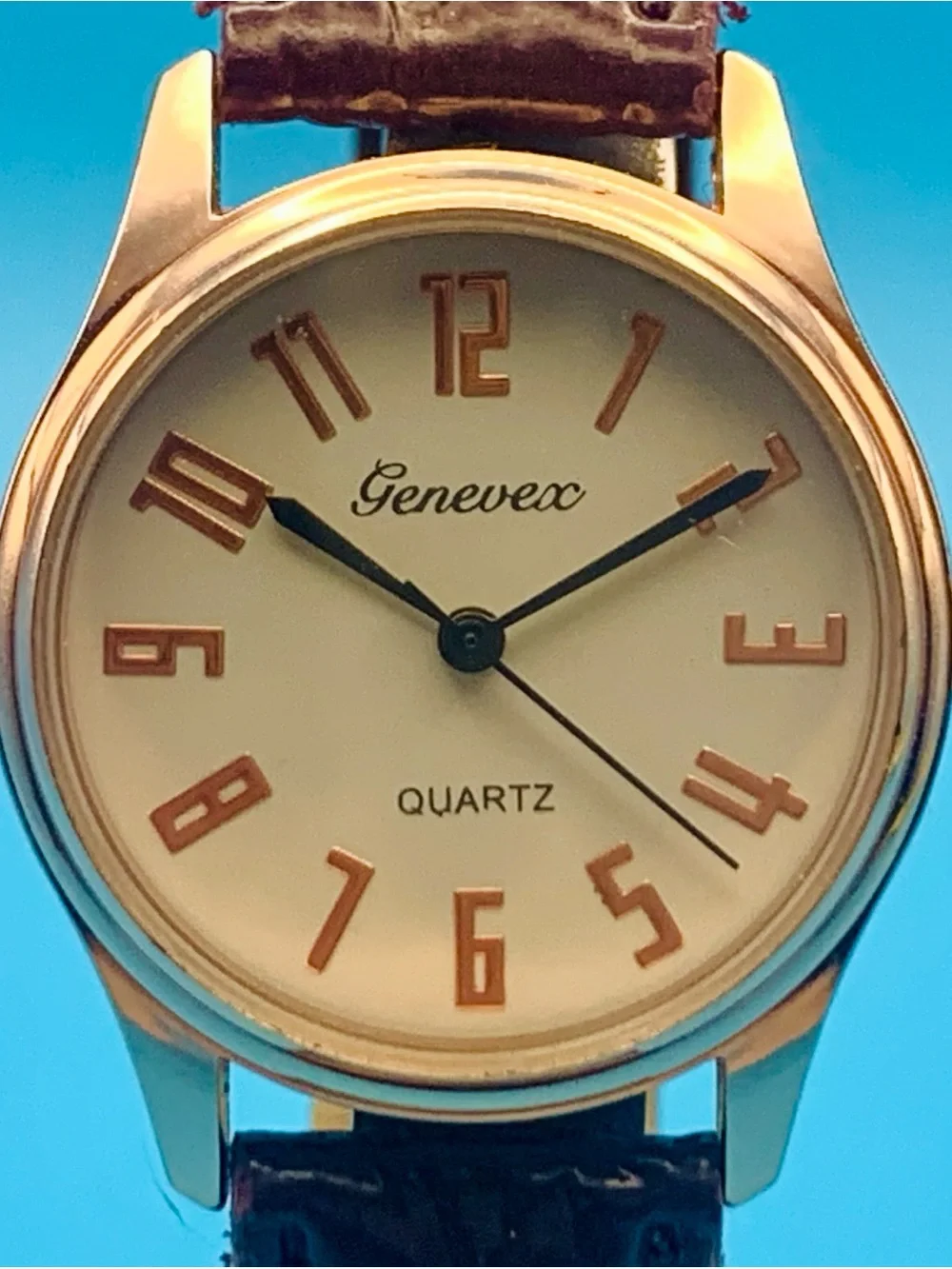 GENEVEX Women’s Fashion Quartz Wristwatch Japan Movt Works New Battery